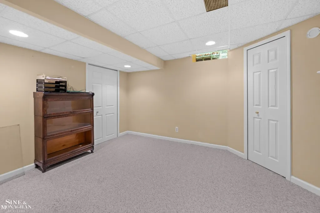 52112 Southview Ridge Macomb Township MI 48042
