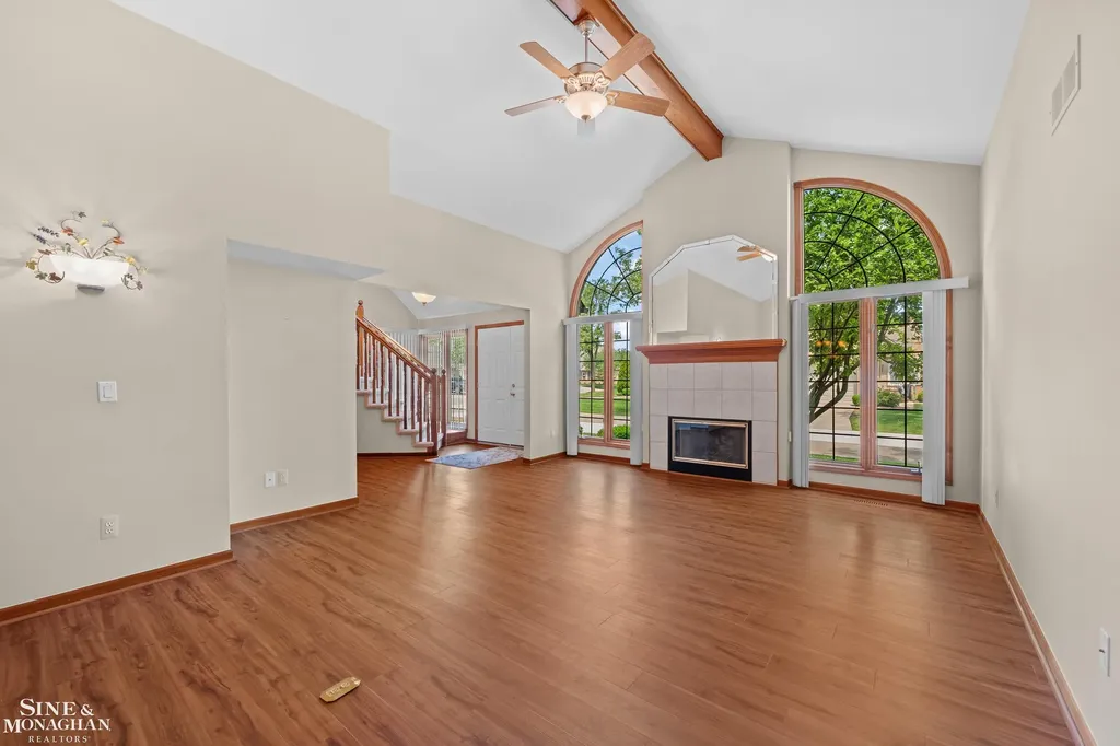 52112 Southview Ridge Macomb Township MI 48042