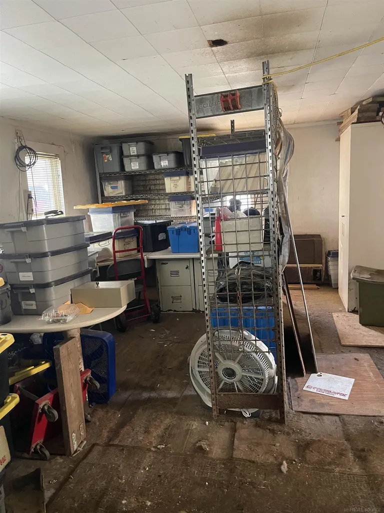 36122 Main Street New Baltimore City MI 48047