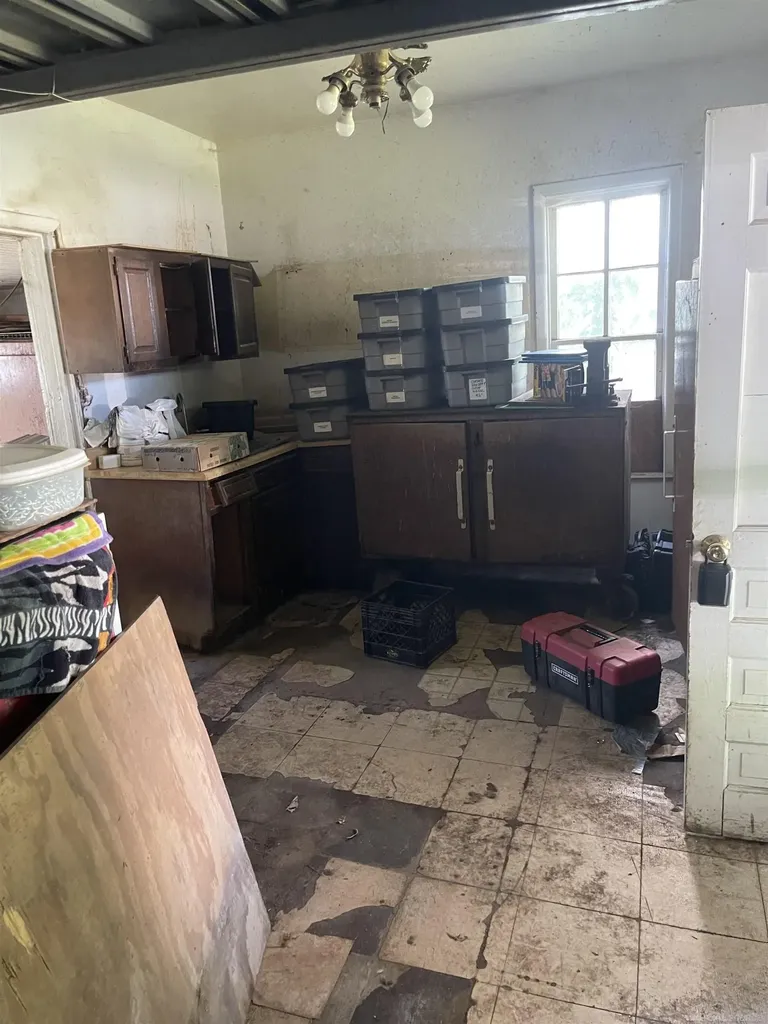 36122 Main Street New Baltimore City MI 48047