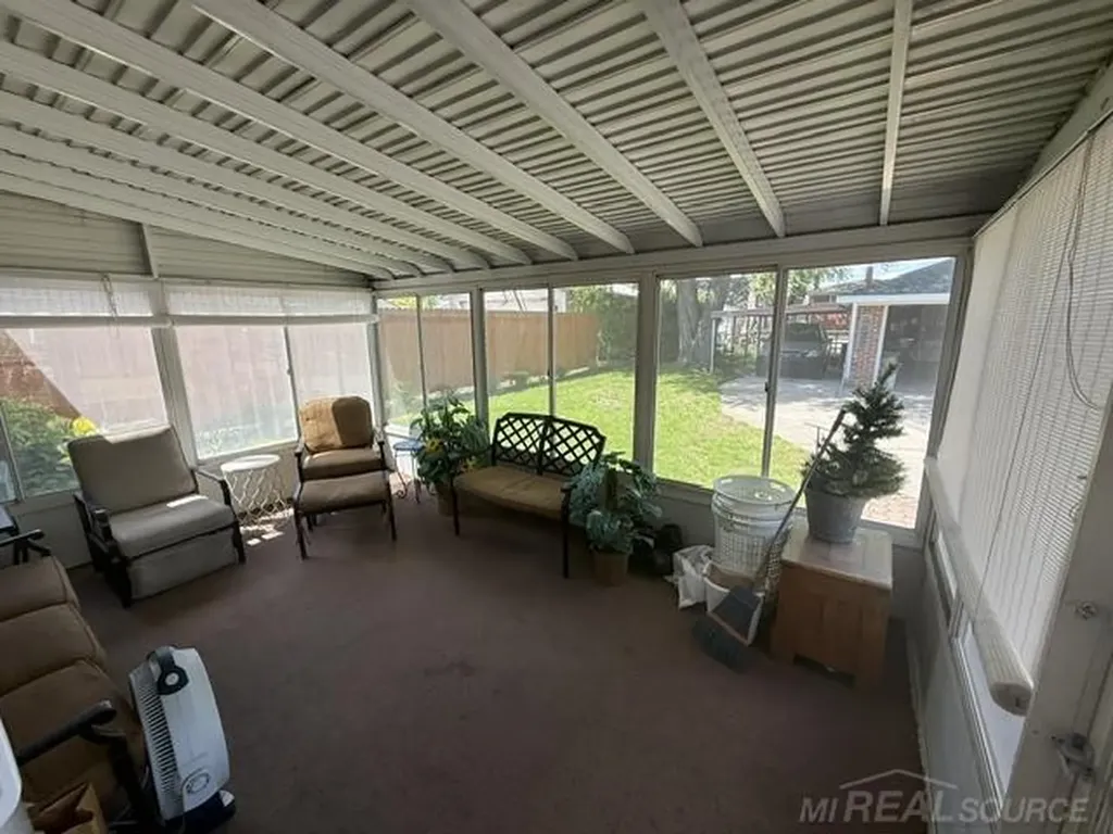 21209 Erben Street St. Clair Shores City MI 48081