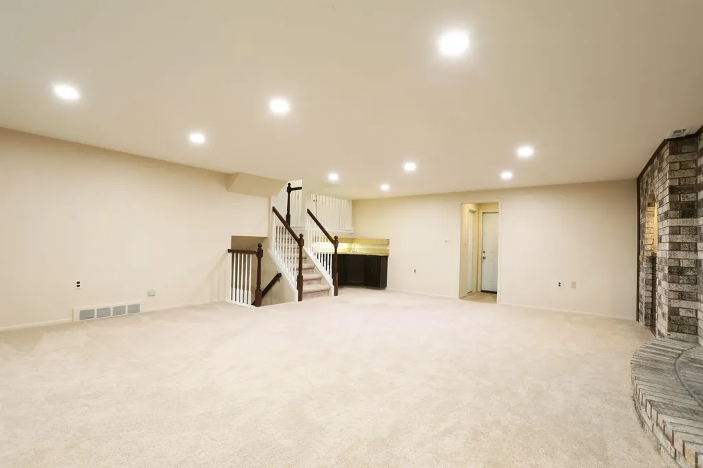 39549 Chantilly Drive Sterling Heights City MI 48313
