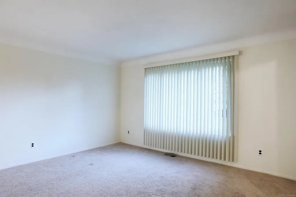 39549 Chantilly Drive Sterling Heights City MI 48313