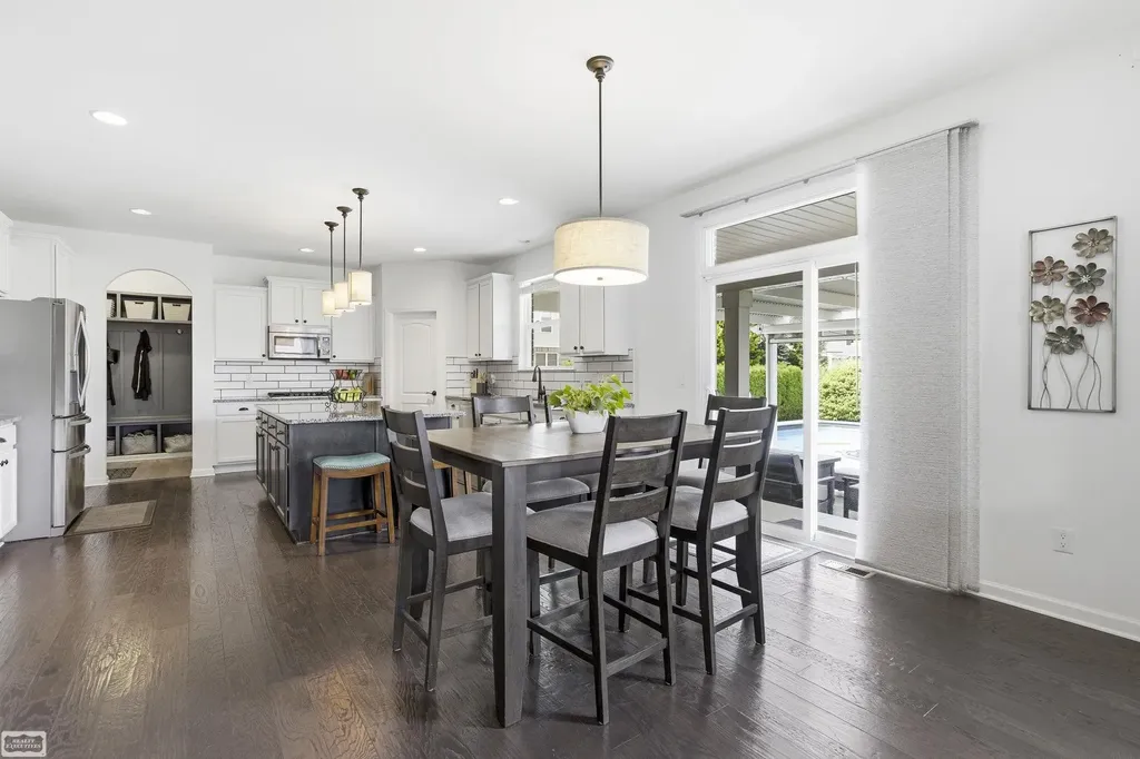 48231 Long Leaf Drive Macomb Township MI 48044