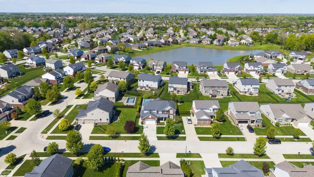 48231 Long Leaf Drive Macomb Township MI 48044