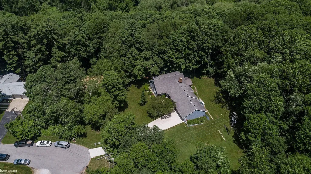 3285 Yorkshire Drive Port Huron Charter Township MI 48060