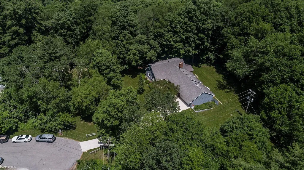 3285 Yorkshire Drive Port Huron Charter Township MI 48060