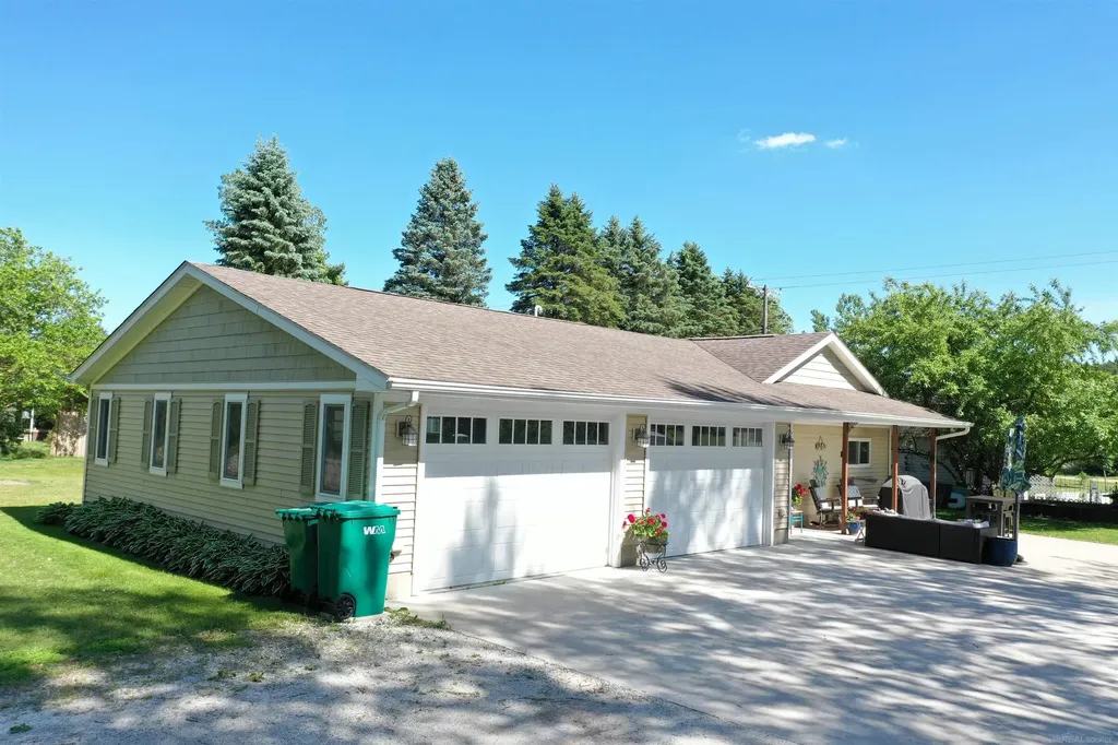 7124 Baker Road Worth Township MI 48450