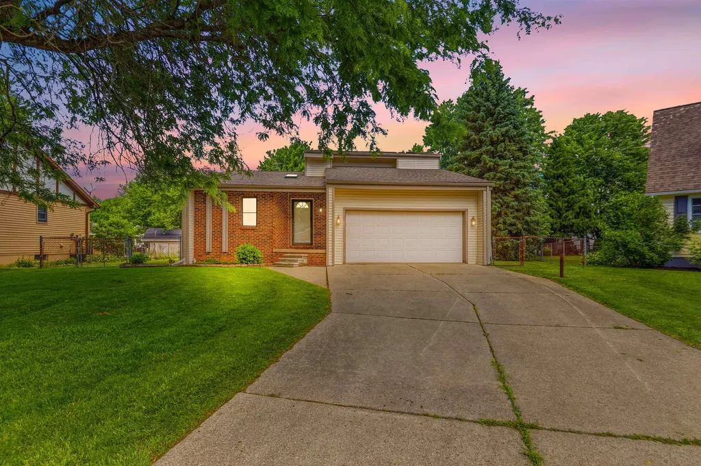 514 Rochelle Court East China Township MI 48054