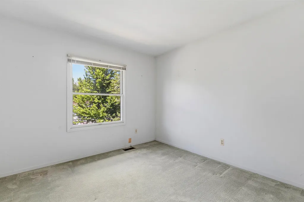 514 Rochelle Court East China Township MI 48054