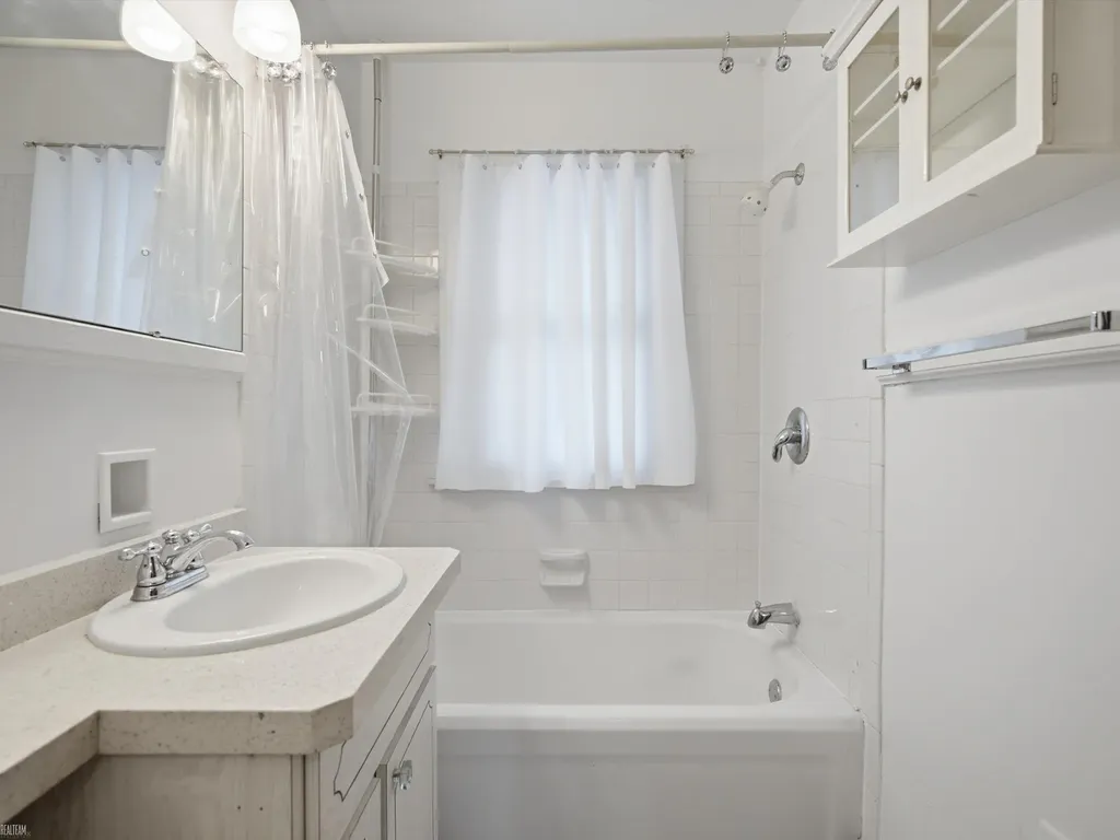 15638 Evergreen Avenue Eastpointe City MI 48021