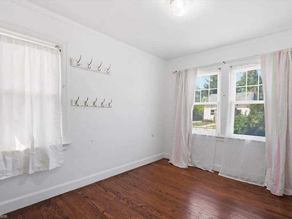 15638 Evergreen Avenue Eastpointe City MI 48021