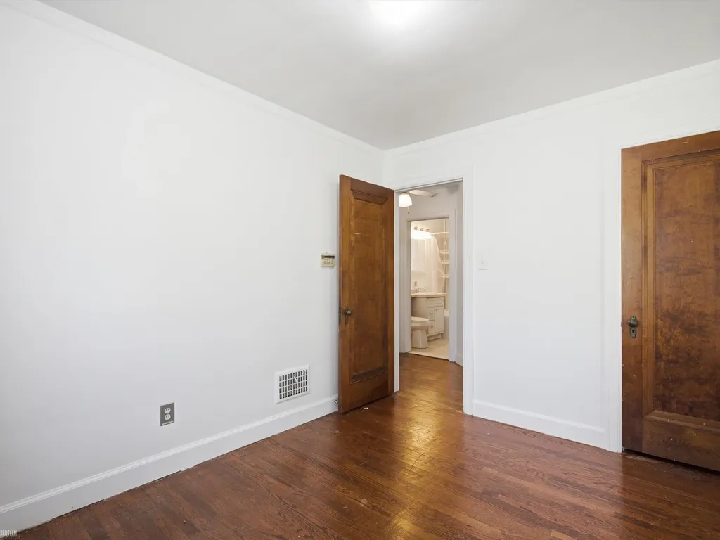 15638 Evergreen Avenue Eastpointe City MI 48021