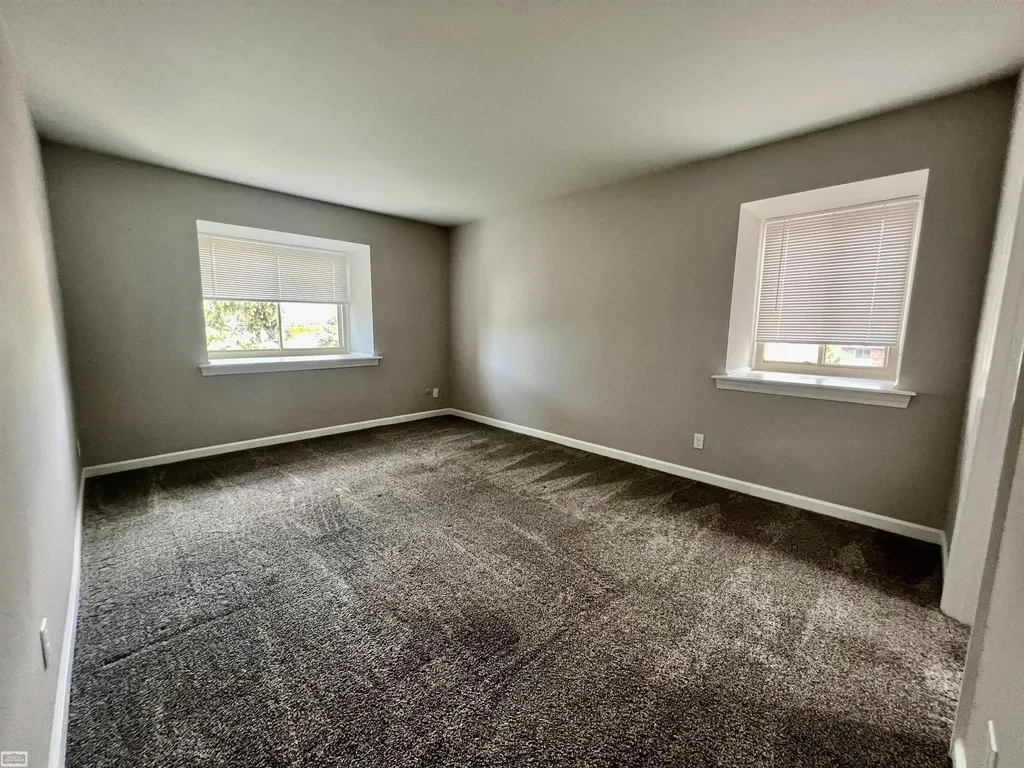 532 Riviera Drive St. Clair Shores City MI 48080