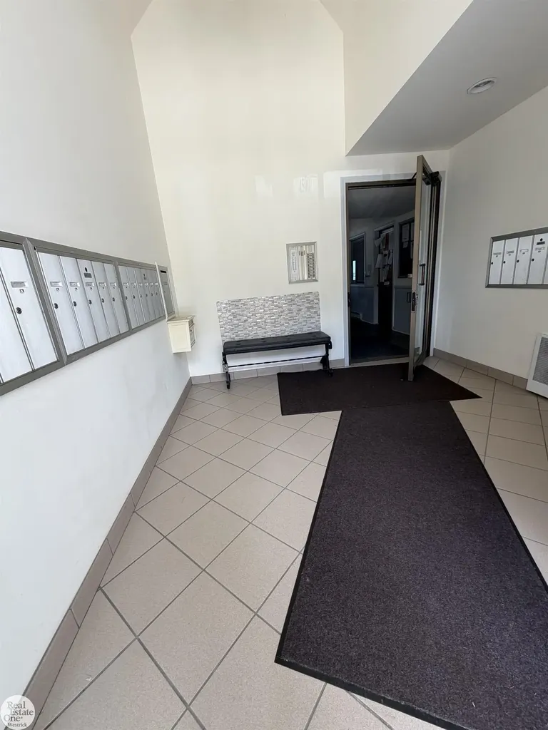 4500 Lakeshore Road Fort Gratiot Charter Township MI 48059