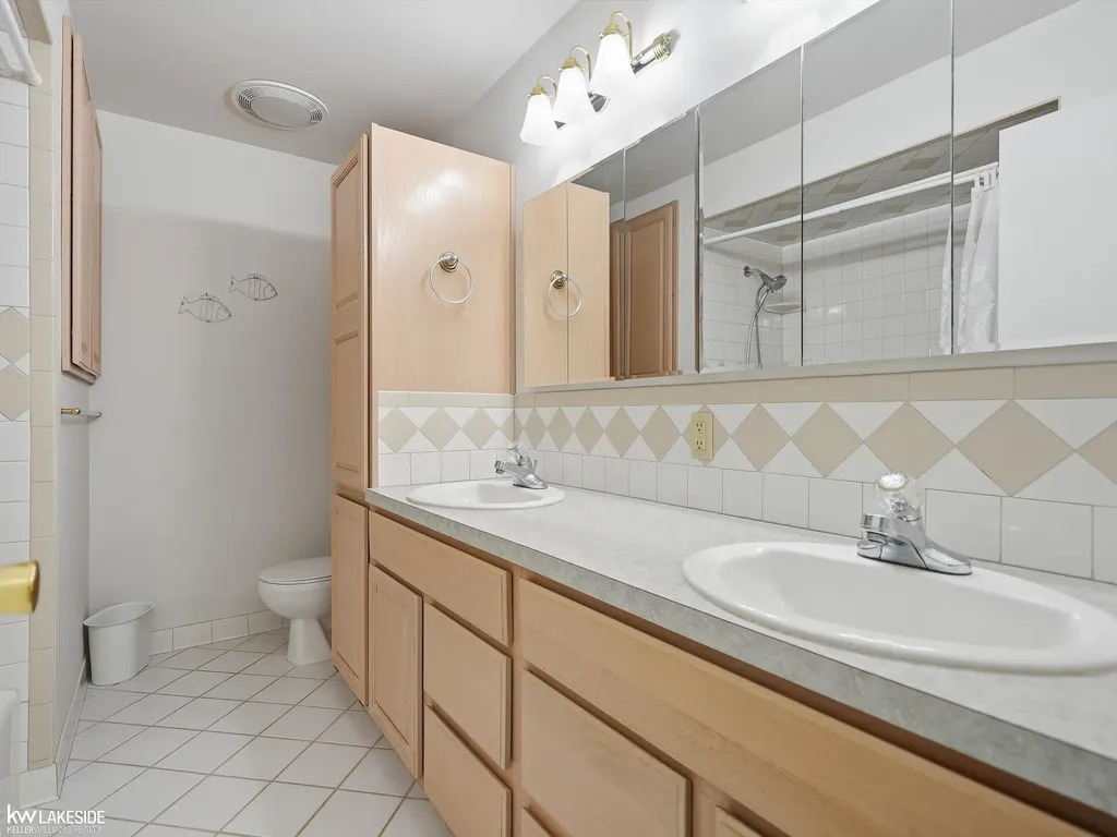 34265 Greentrees Road Sterling Heights City MI 48312