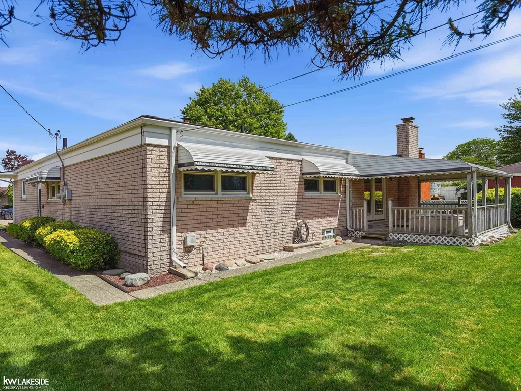 34265 Greentrees Road Sterling Heights City MI 48312