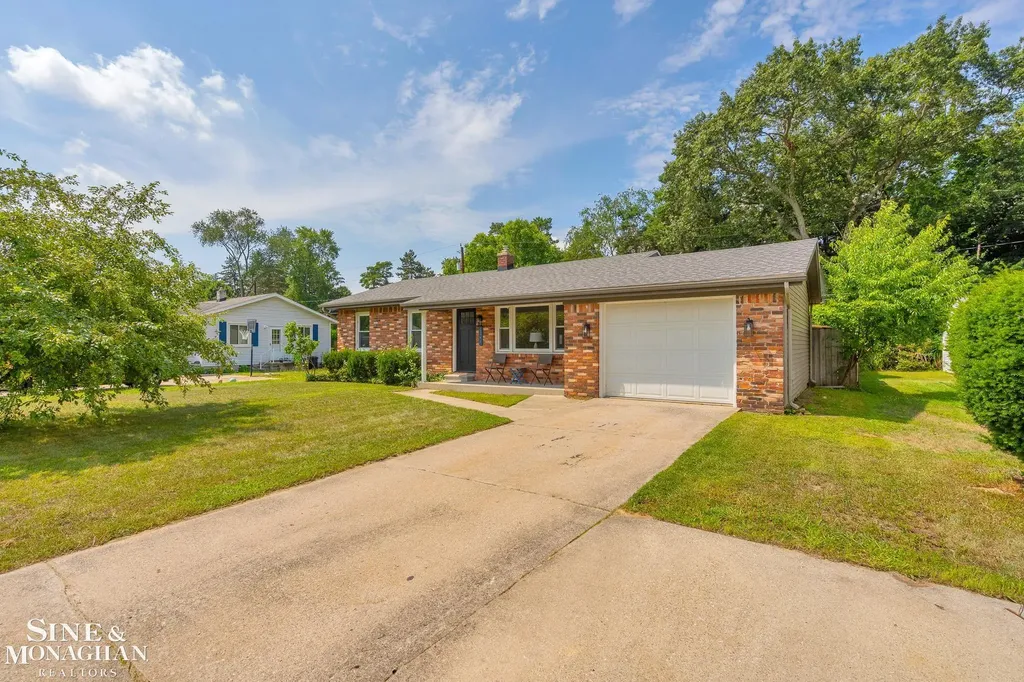 2849 20th Avenue Port Huron City MI 48060