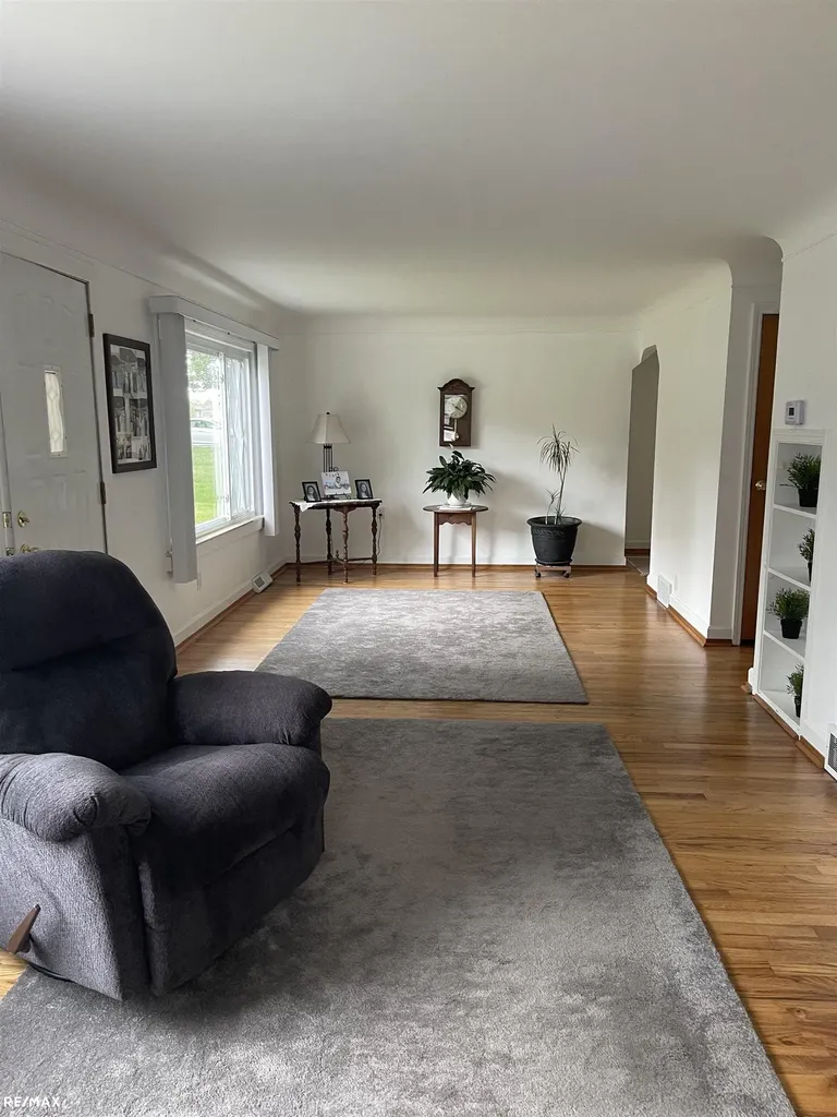 5488 Botsford Street Sterling Heights City MI 48310