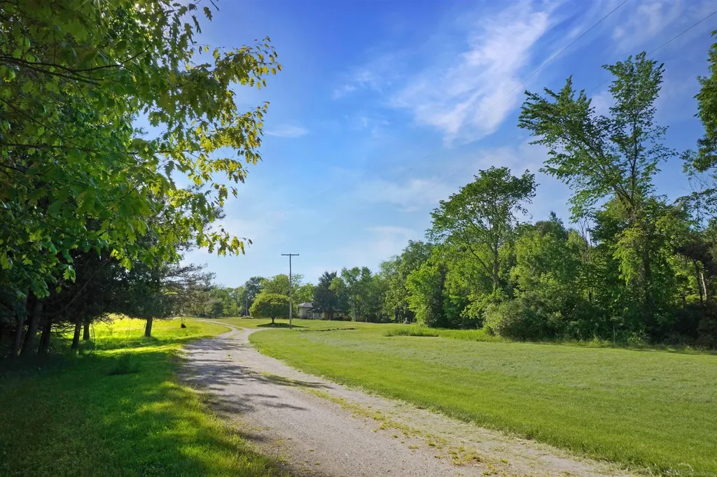 1385 N Blacks Corners Road Goodland Township MI 48444