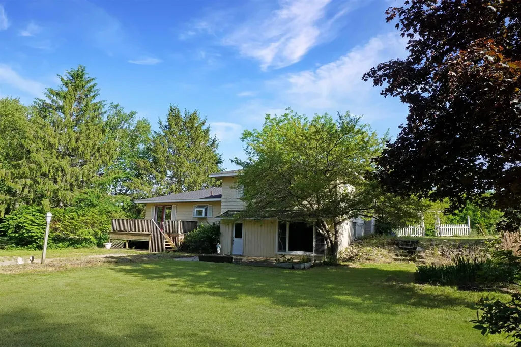 1385 N Blacks Corners Road Goodland Township MI 48444