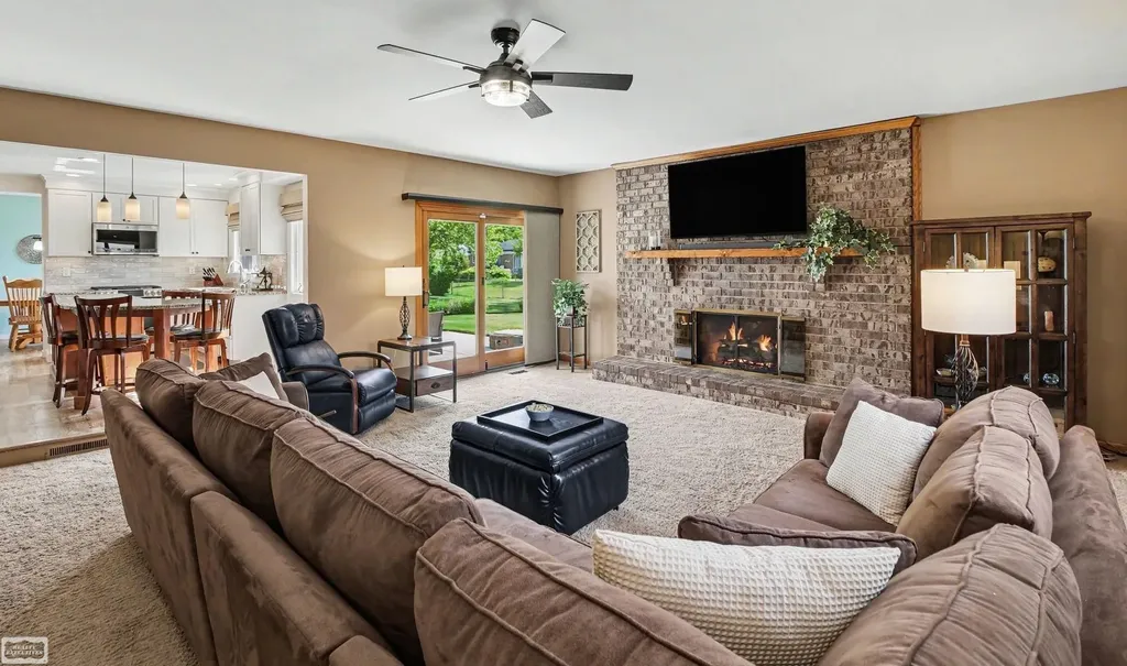 39696 Timberlane Drive Sterling Heights City MI 48310