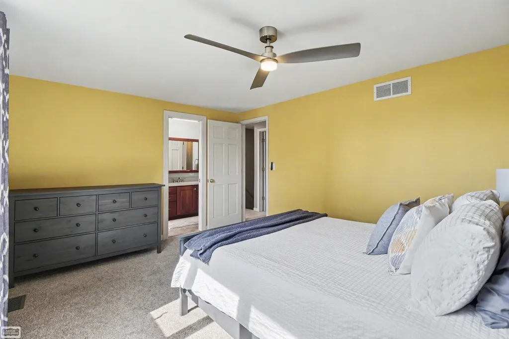 39696 Timberlane Drive Sterling Heights City MI 48310