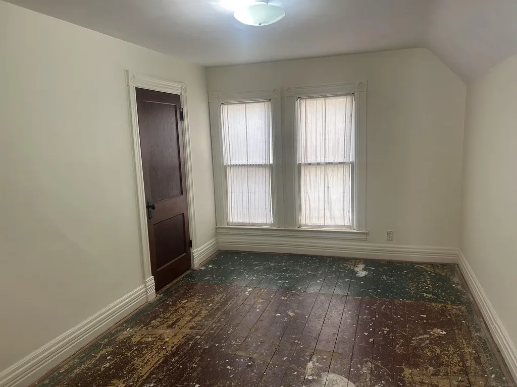 43 Lincoln Street Mt. Clemens City MI 48043