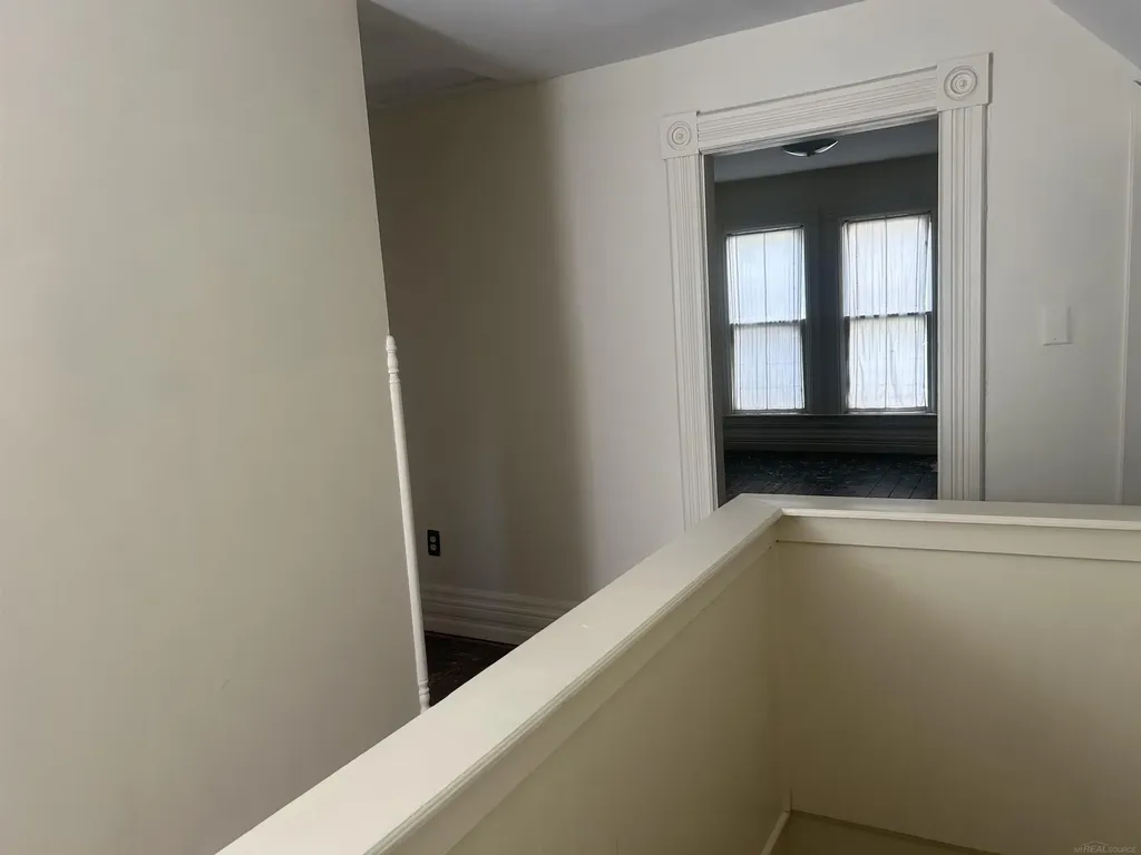 43 Lincoln Street Mt. Clemens City MI 48043