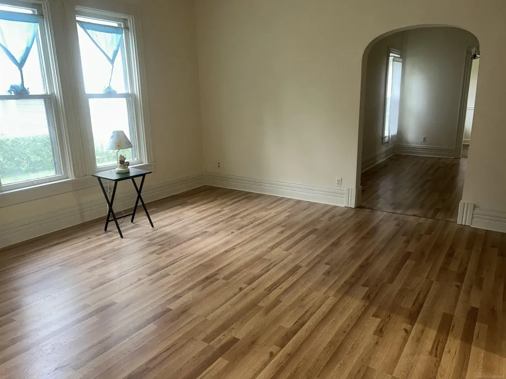 43 Lincoln Street Mt. Clemens City MI 48043