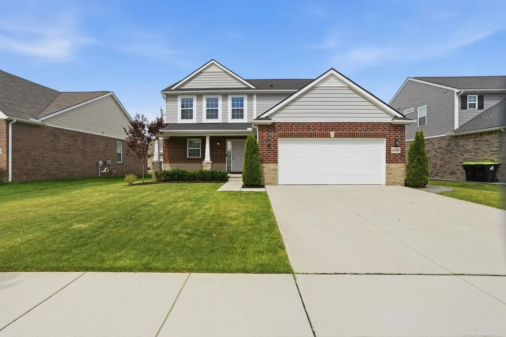 48643 Pioneer Avenue Macomb Township MI 48042