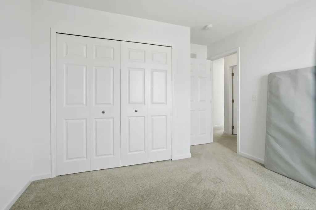 48643 Pioneer Avenue Macomb Township MI 48042