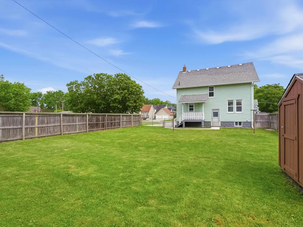 1328 Wells Street Port Huron City MI 48060