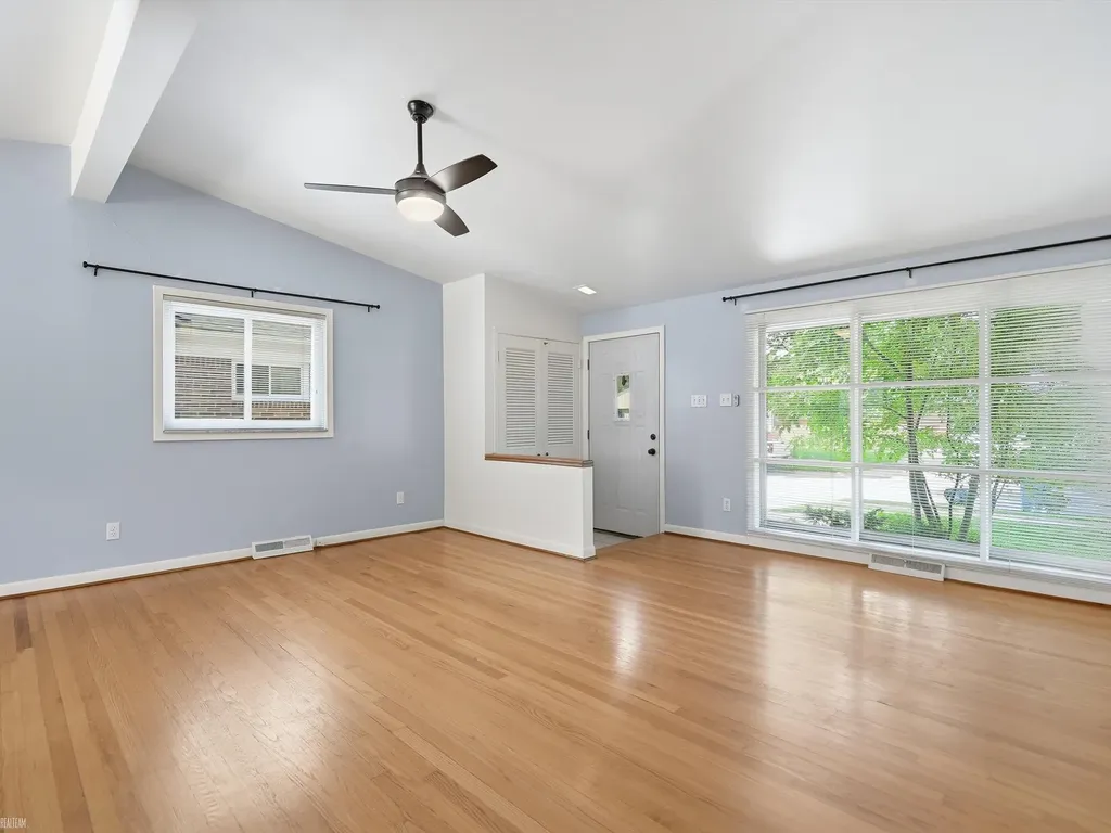 429 W Bloomfield Avenue Royal Oak City MI 48073