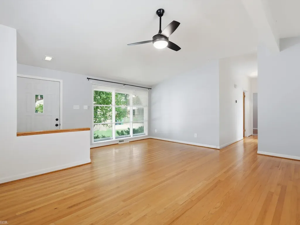 429 W Bloomfield Avenue Royal Oak City MI 48073