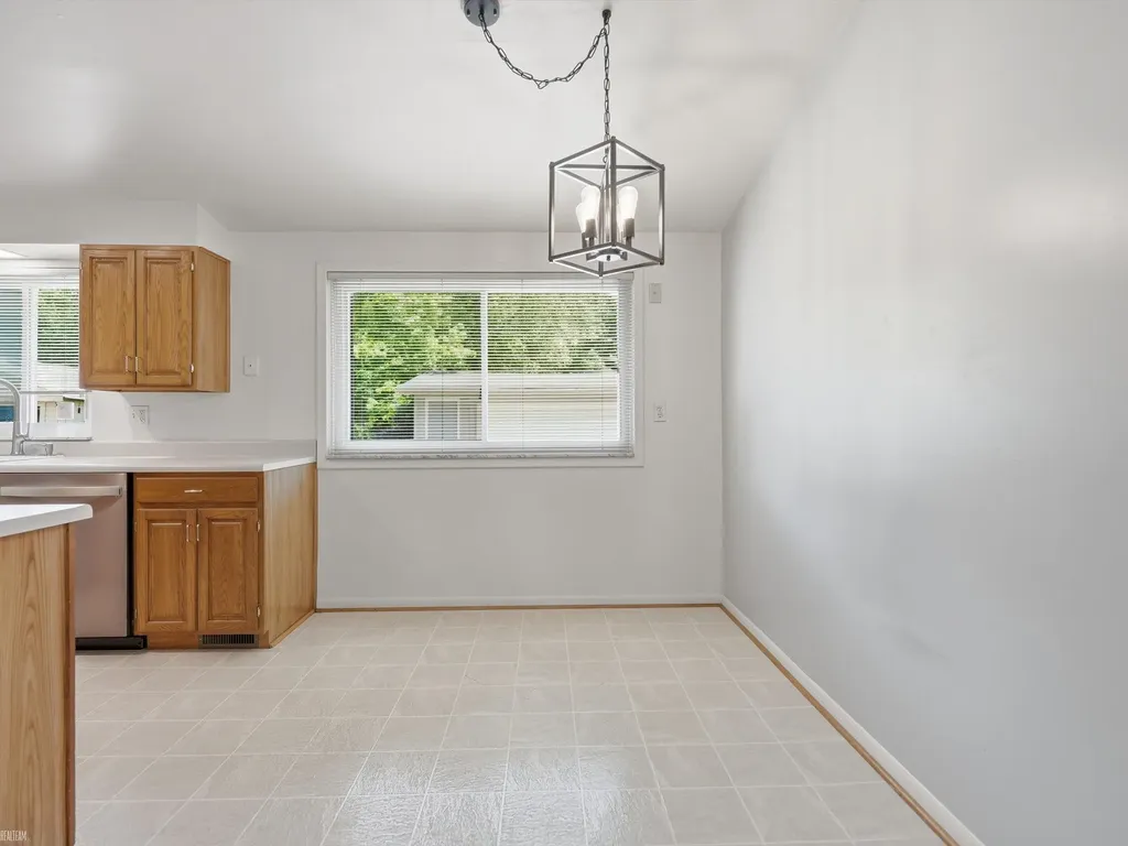 429 W Bloomfield Avenue Royal Oak City MI 48073