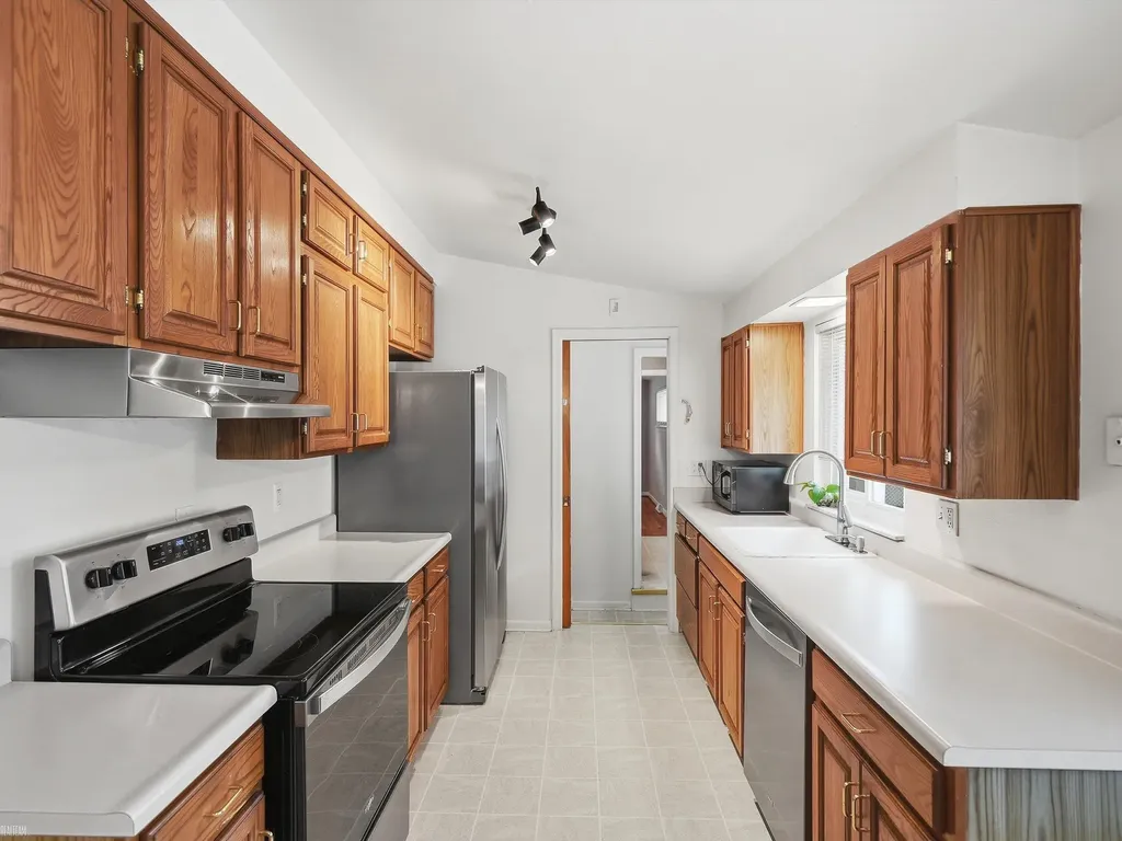 429 W Bloomfield Avenue Royal Oak City MI 48073