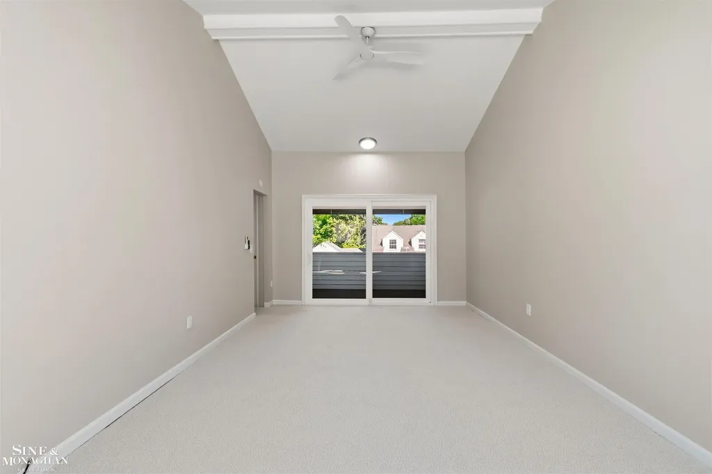 515 Neff Road Grosse Pointe City MI 48230