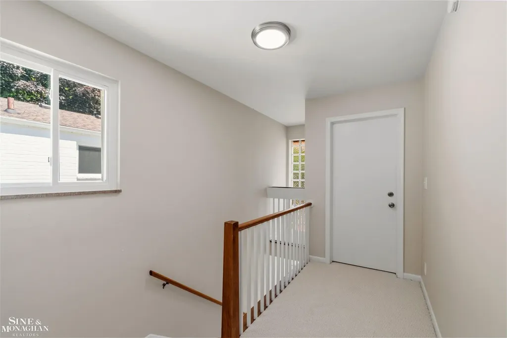 515 Neff Road Grosse Pointe City MI 48230