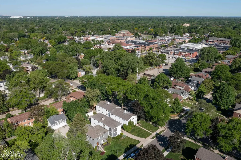 515 Neff Road Grosse Pointe City MI 48230