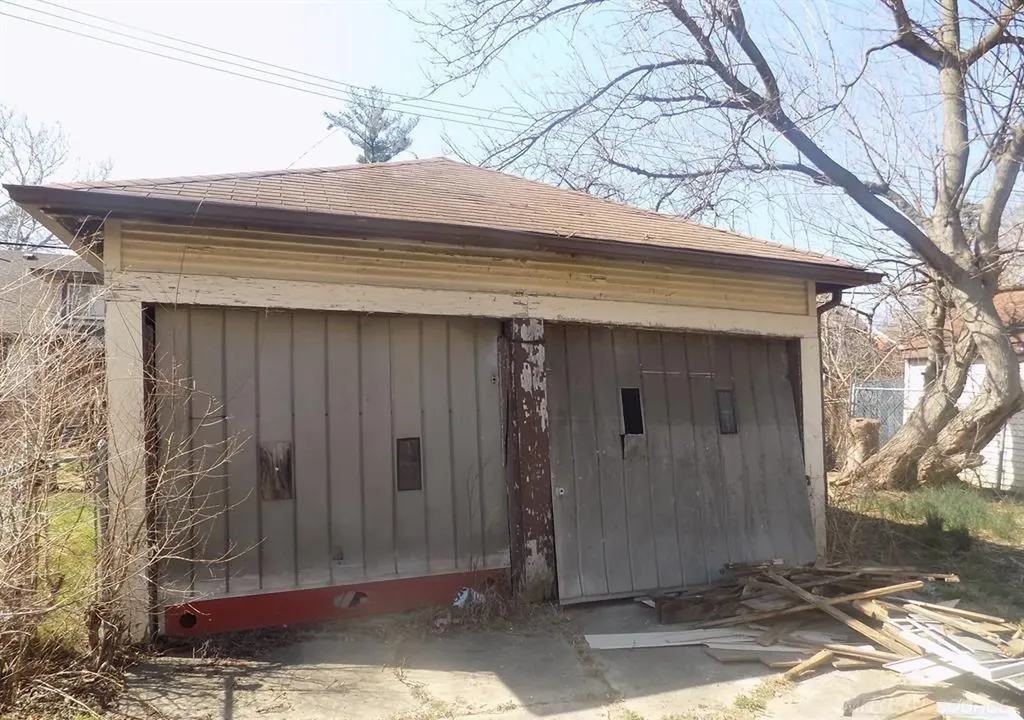 14135 Mansfield Street Detroit City MI 48227