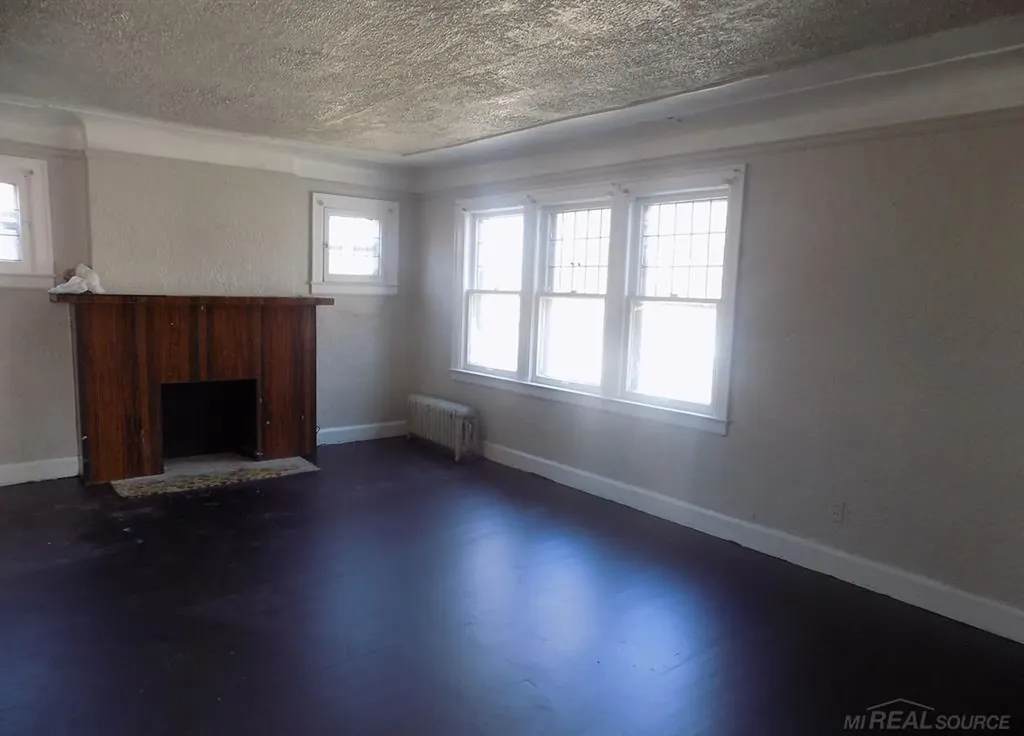 14135 Mansfield Street Detroit City MI 48227