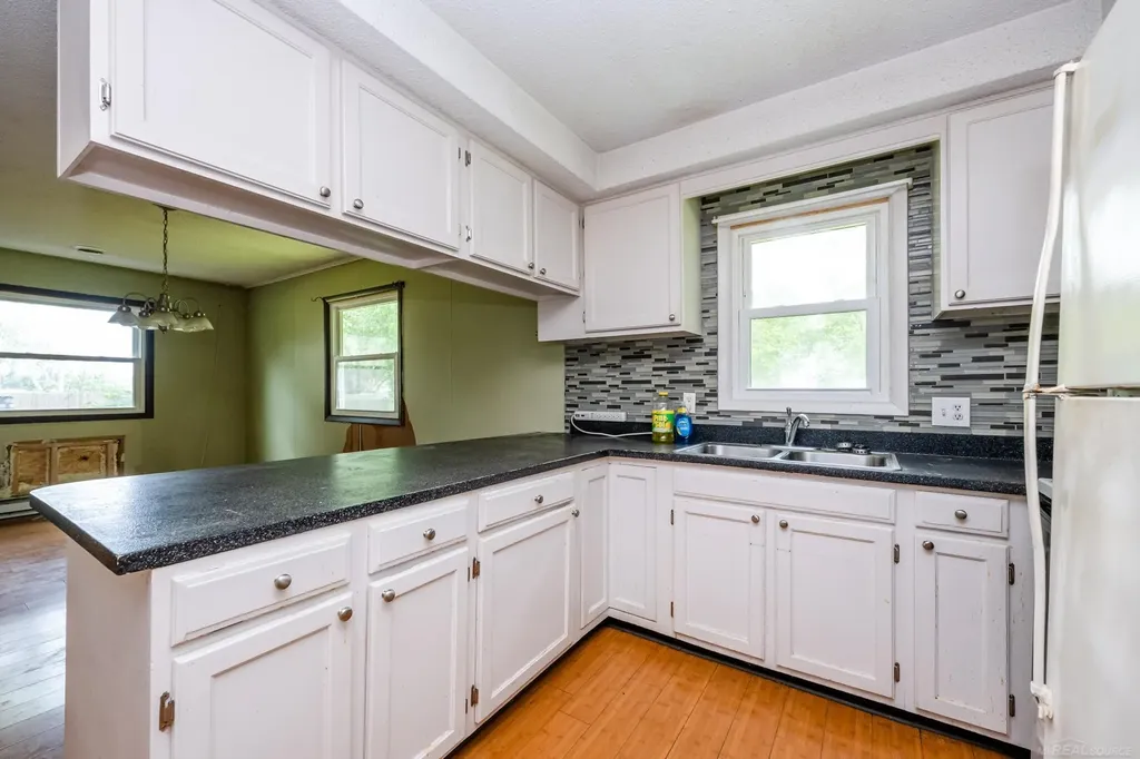 2326 Ann Court Stevensville Village MI 49127