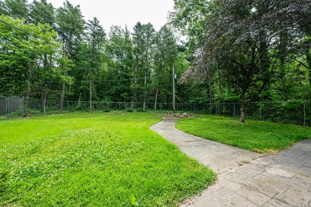 2326 Ann Court Stevensville Village MI 49127