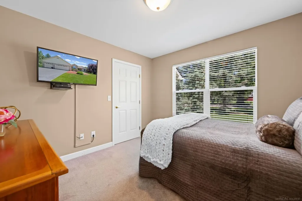 5800 Jeanne Marie Drive White Lake Charter Township MI 48383