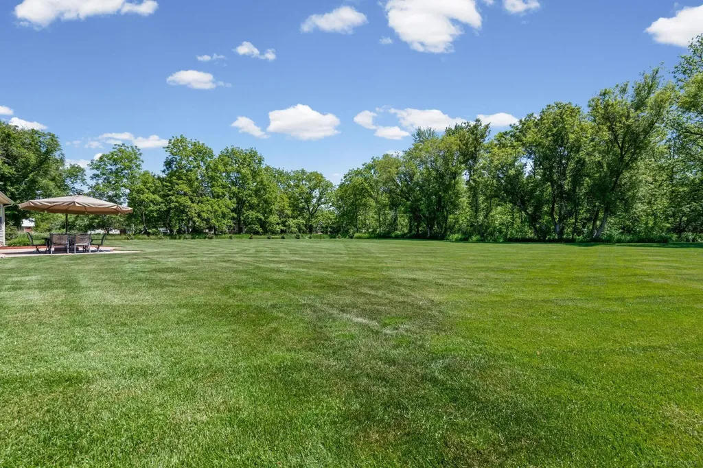 5800 Jeanne Marie Drive White Lake Charter Township MI 48383