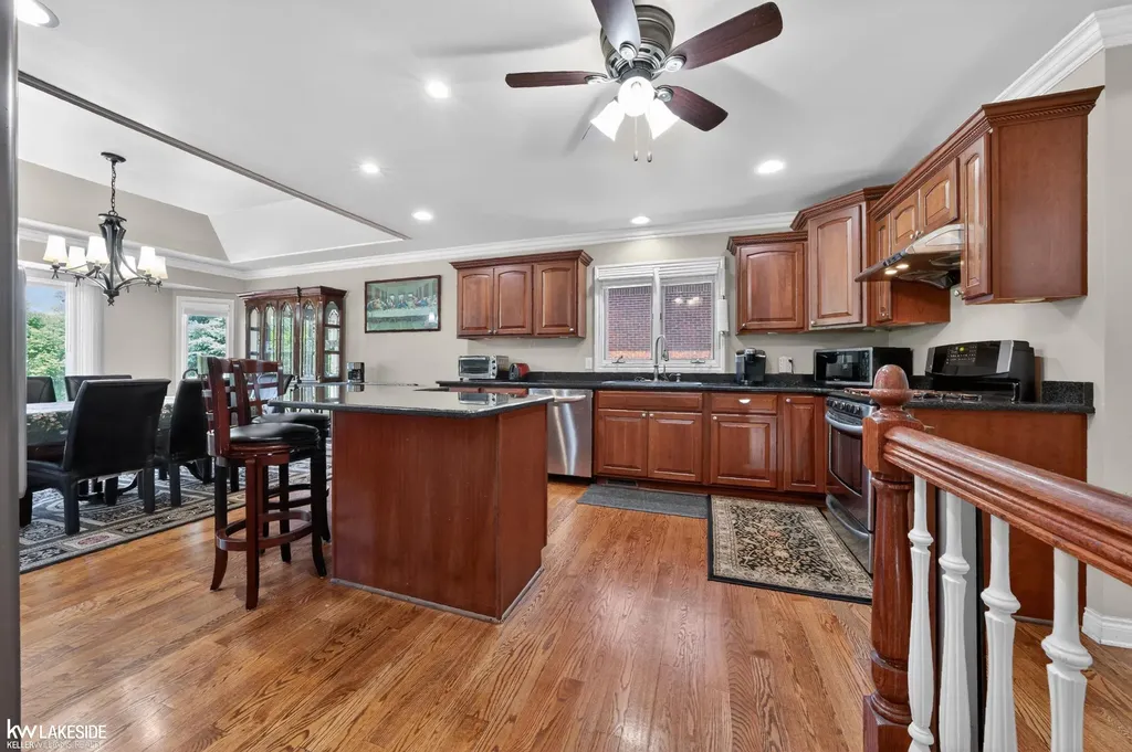 13337 Windham Drive Washington Township MI 48094