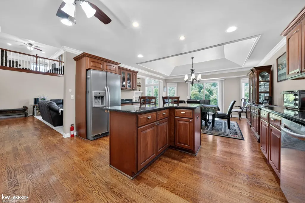 13337 Windham Drive Washington Township MI 48094