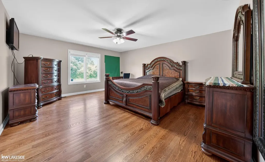 13337 Windham Drive Washington Township MI 48094
