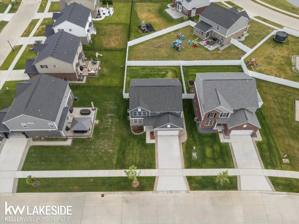 23732 Shadow Woods Avenue Macomb Township MI 48042